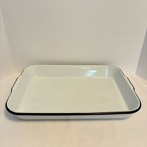 White & Black Enamelware Vintage Rectangular Baking Roasting Pan